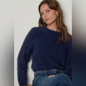 Velvet by Graham & Spencer Ray Feather Yarn Sweater- Navy XS